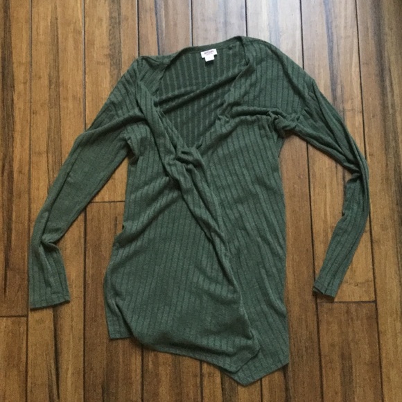 Green Ribbed Cardigan ❌SOLD❌ - Picture 1 of 4